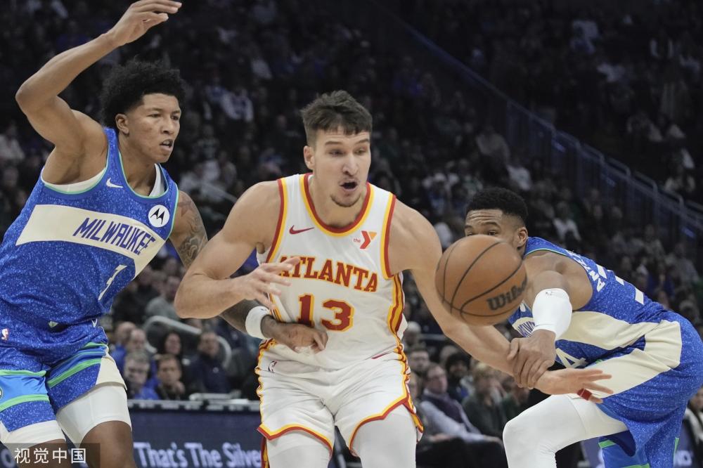 和队友惊讶 和队友惊讶