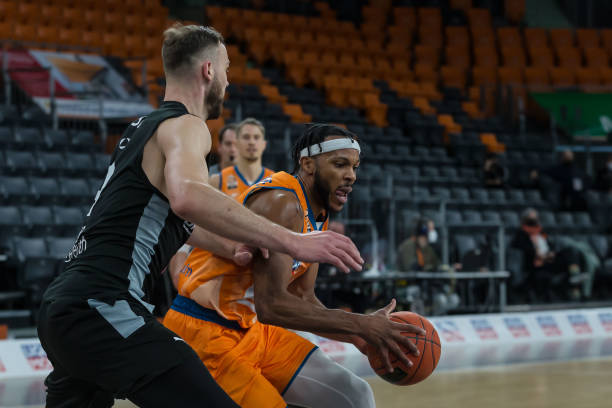 人热血沸腾 人热血沸腾