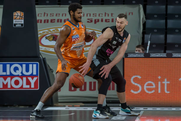 利用快速反 利用快速反