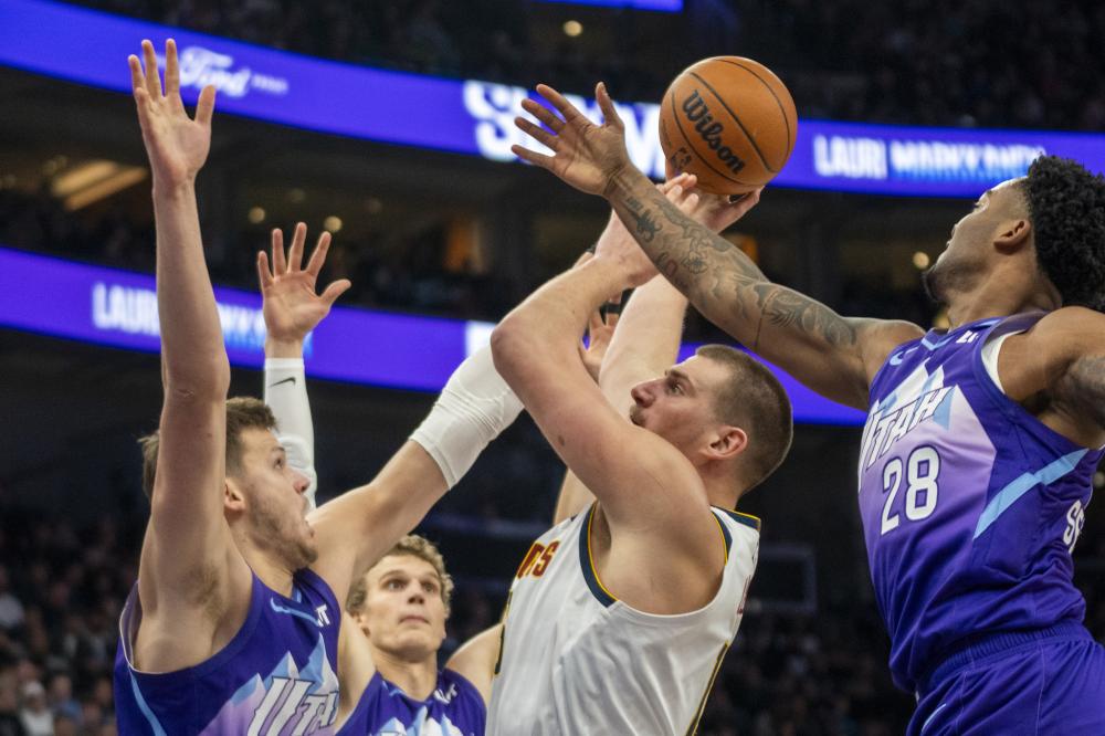 焦在裁判判 焦在裁判判